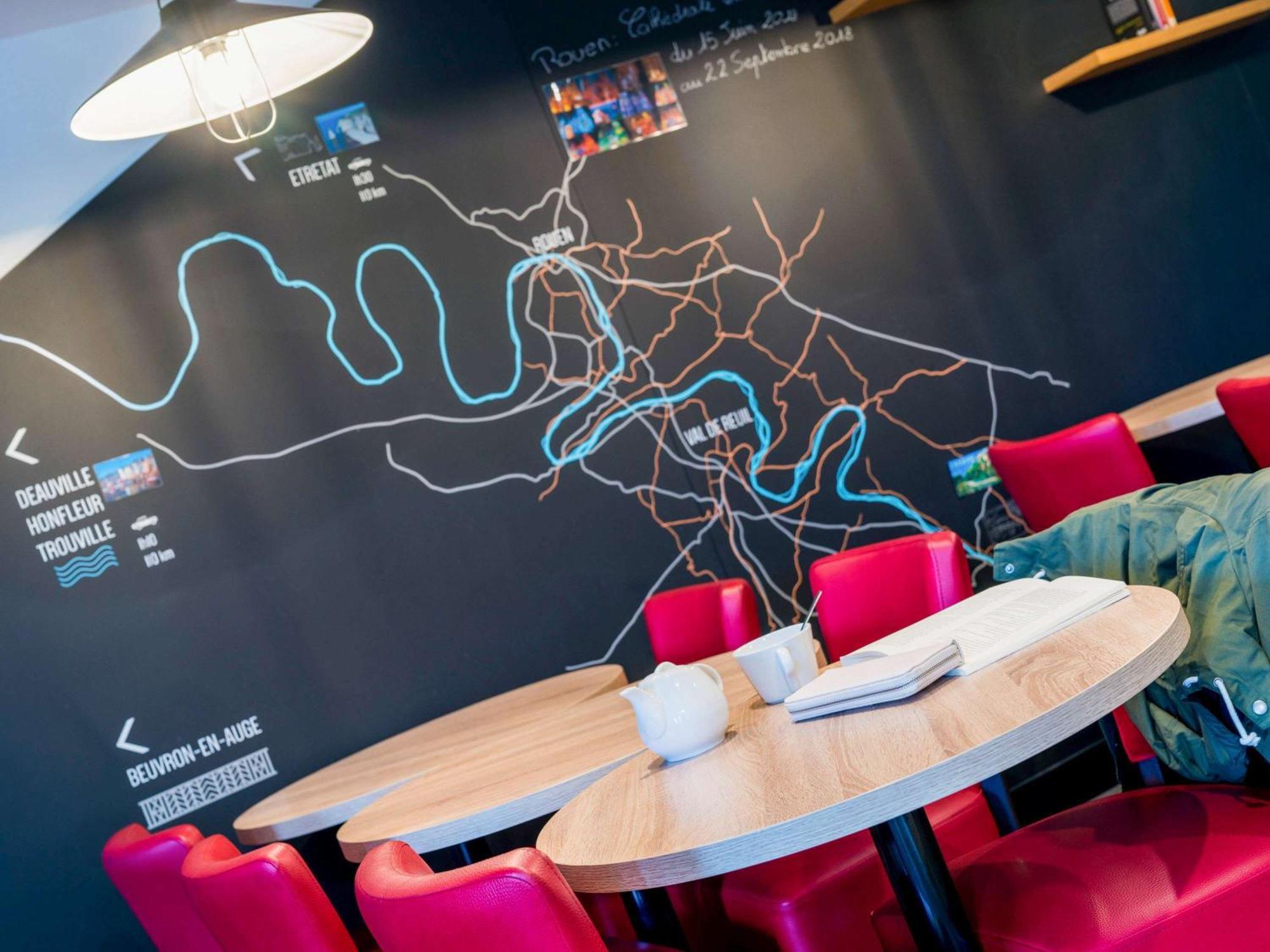 Hotel Ibis Styles Rouen Val De Reuil Val-de-Reuil Exteriér fotografie
