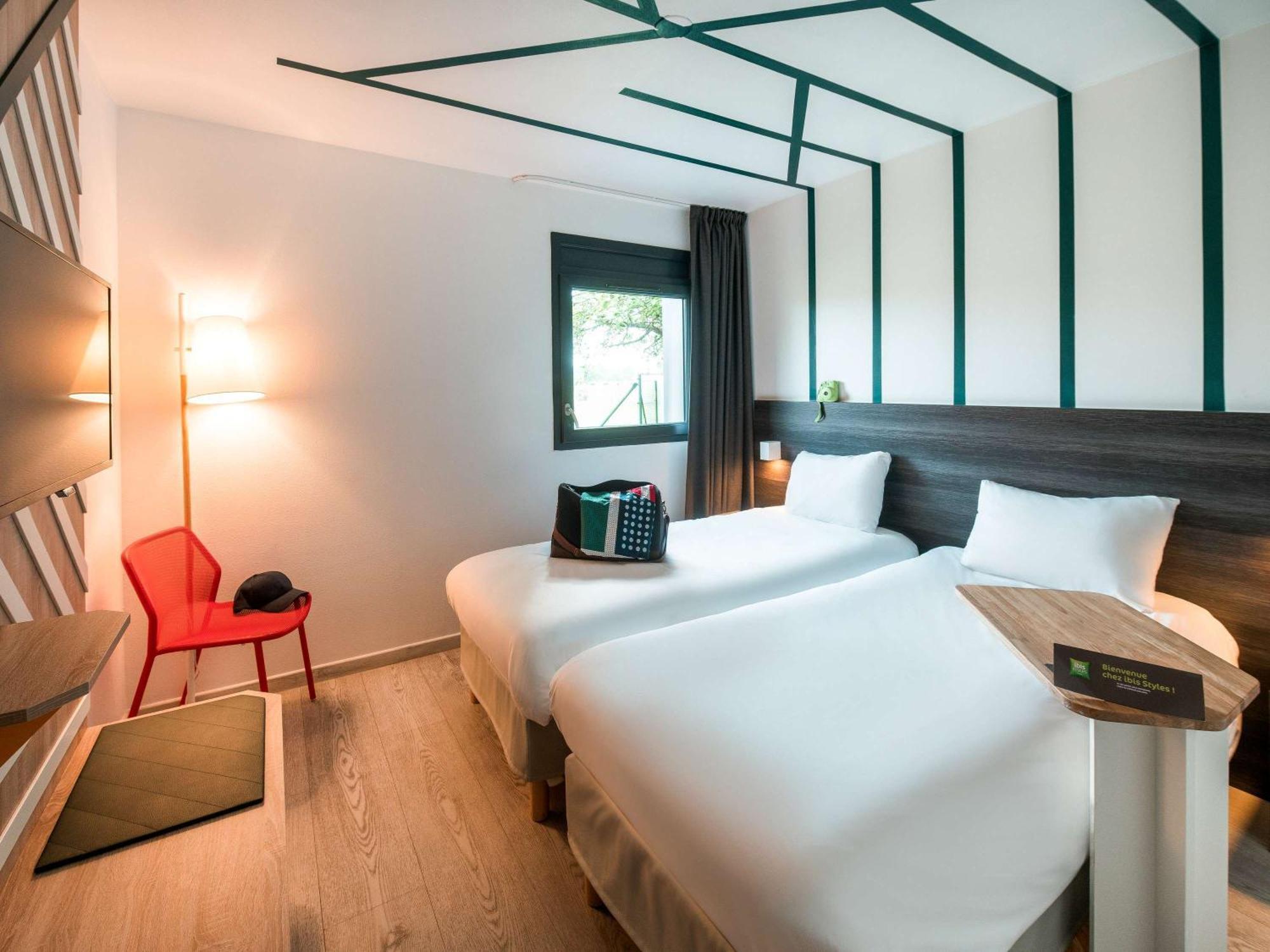 Hotel Ibis Styles Rouen Val De Reuil Val-de-Reuil Exteriér fotografie